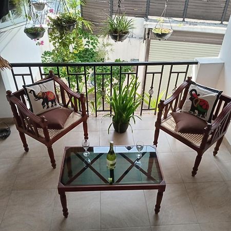 Jal,Min Homestay Kandy Luaran gambar